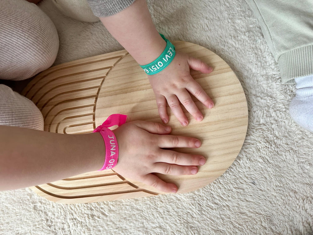 Armband mit Telefonnummer | personalisiert | SOS Armband | Notfall Armband Kind | Armband mit Name | Handynummer | Urlaubsarmband | Kita