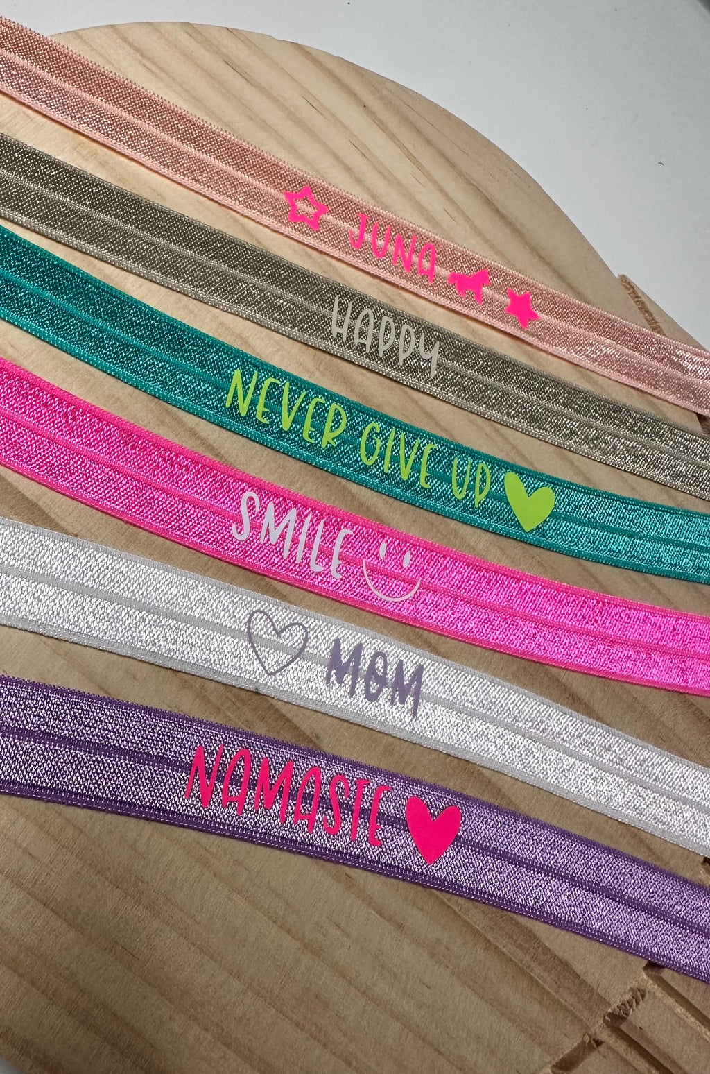 Personalisierte Armbänder | Armband mit Wunschtext | Freundschaftsarmband | Geschenkidee | Festival | JGA | Urlaubsarmband | Teamevent